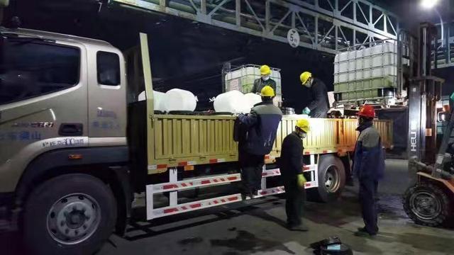 连续七天!鲁泰化学奔赴在路上 数百吨消毒液喷洒在济宁及周边各县区